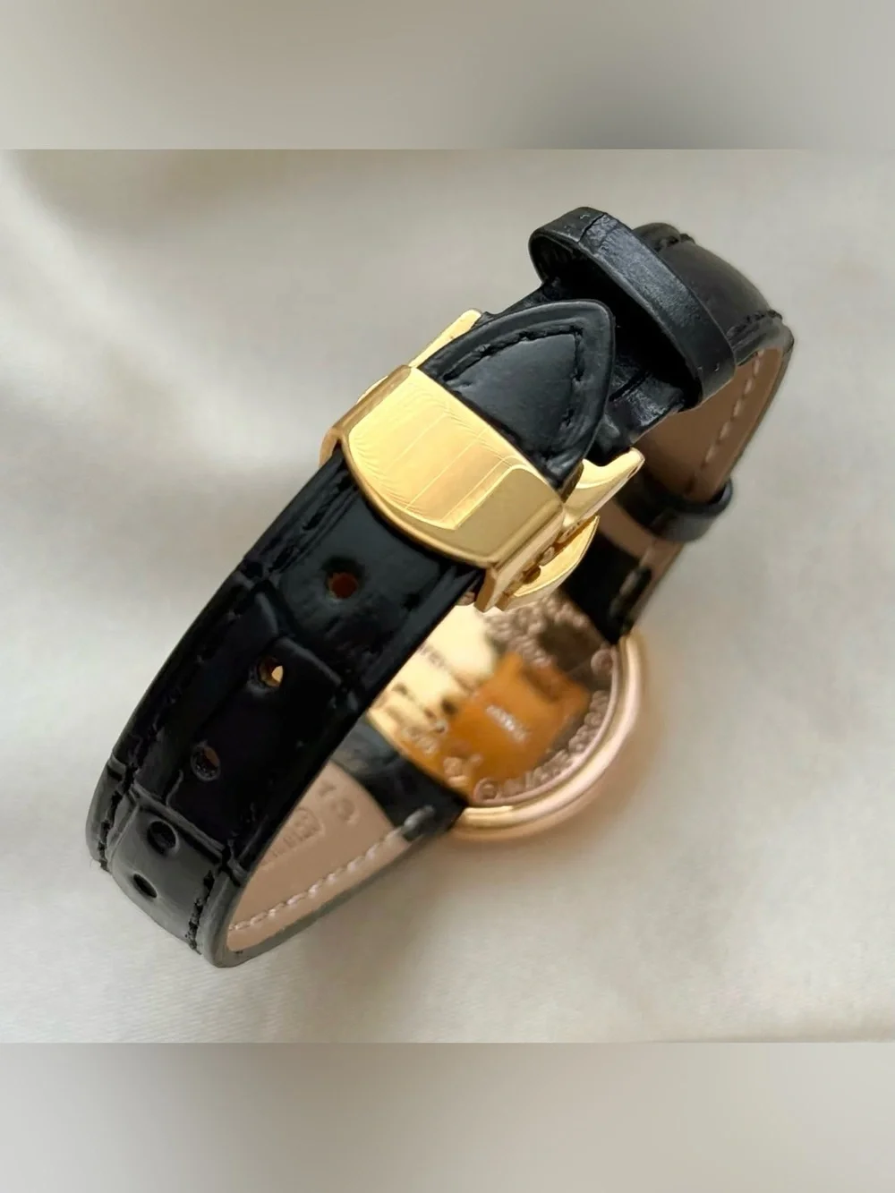 AUTHENTIC RARE VINTAGE CARTIER TRINITY BLACK LEATHER WATCH - WITH BOX - Picture 9 of 16
